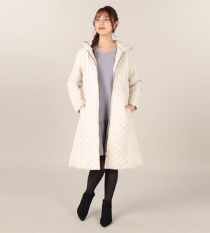 この秋ぴったりのロングコート